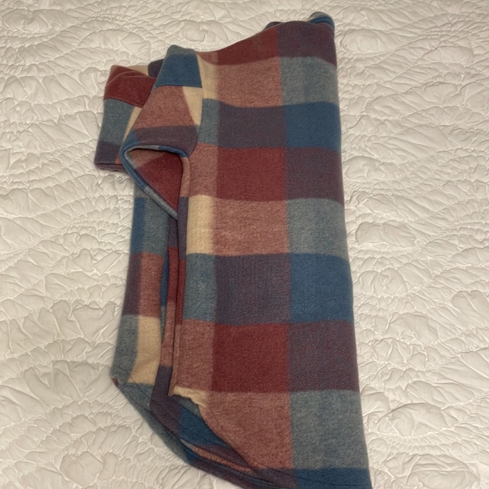 Multi Color Shacket, Size L, Washed Once Never Wo… - image 3